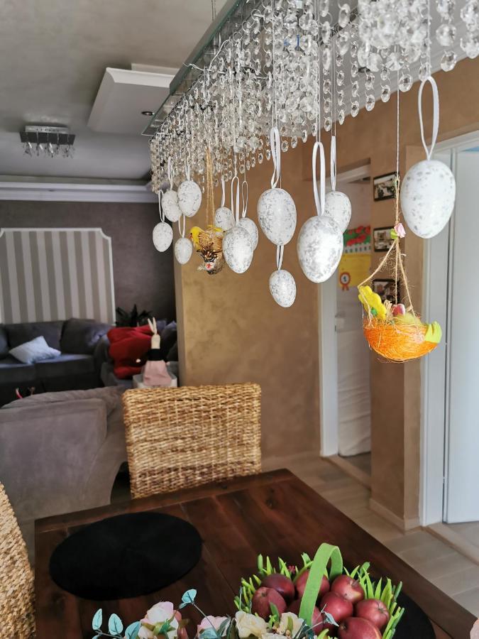 Lux Apartman Lena Belgrad Exteriör bild