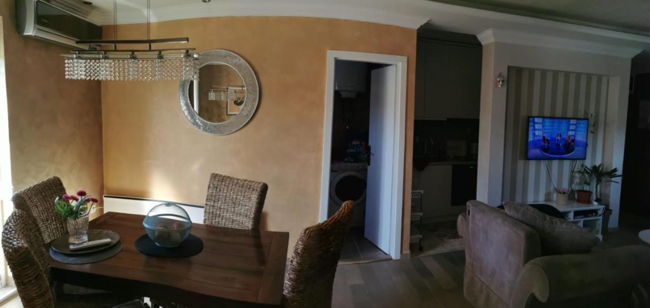 Lux Apartman Lena Belgrad Exteriör bild